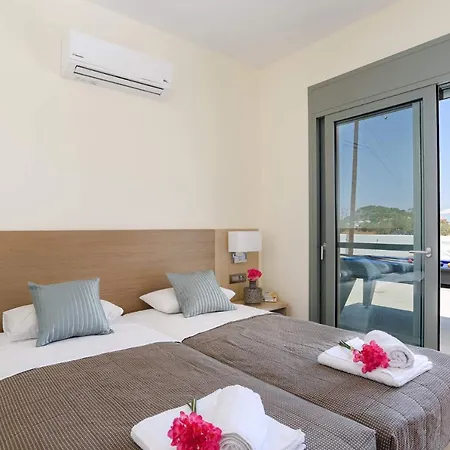 Vilă Paleos Sunset By